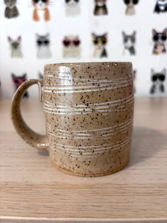 White-striped mug image 0