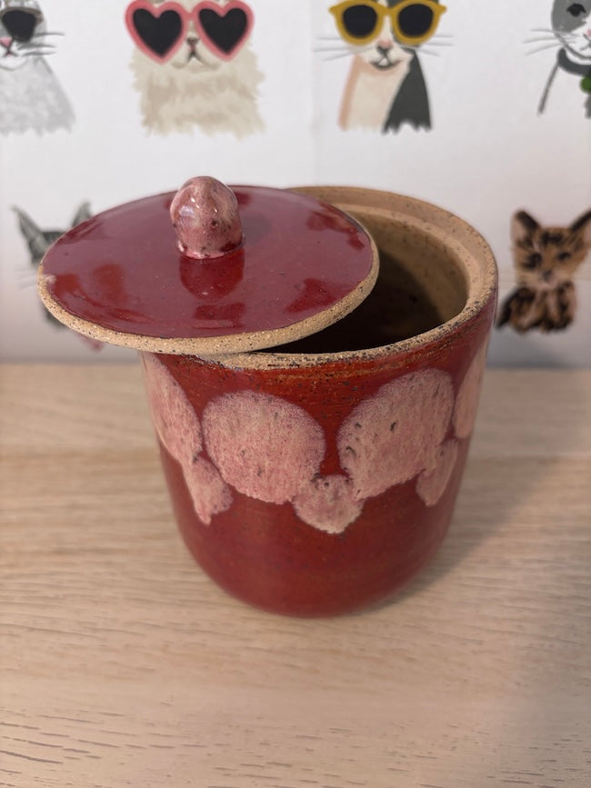 Tall red jar candle image 2