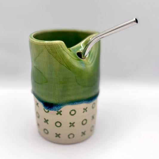 Green XO straw tumbler