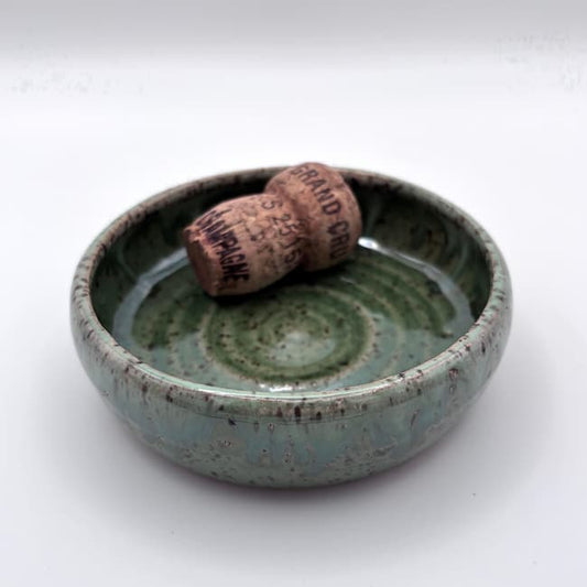 Green wine coaster