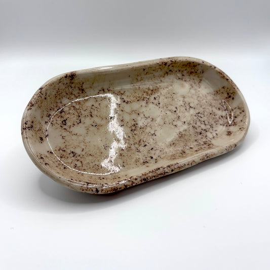 Squoval tray