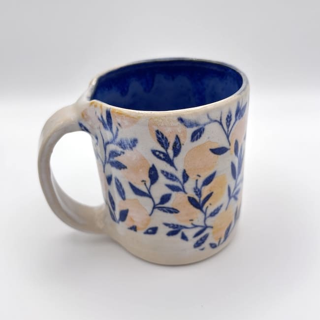 Tall lemon mug