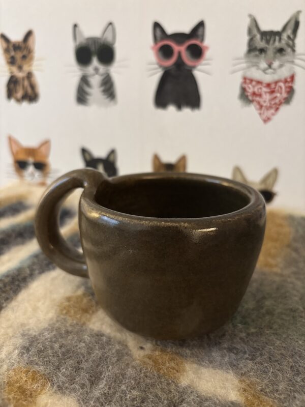 "D" mug