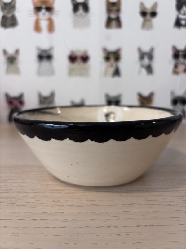 Black-and-white "sketchy poppy" bowl