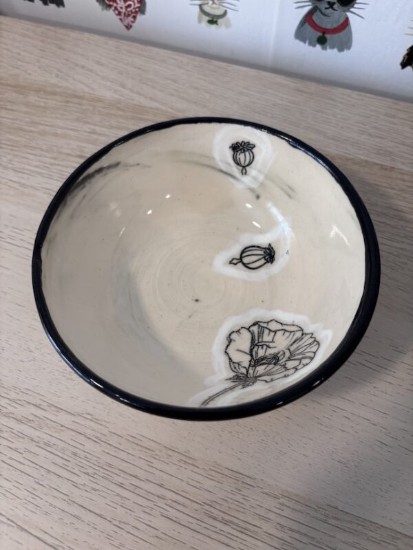 Black-and-white "sketchy poppy" bowl